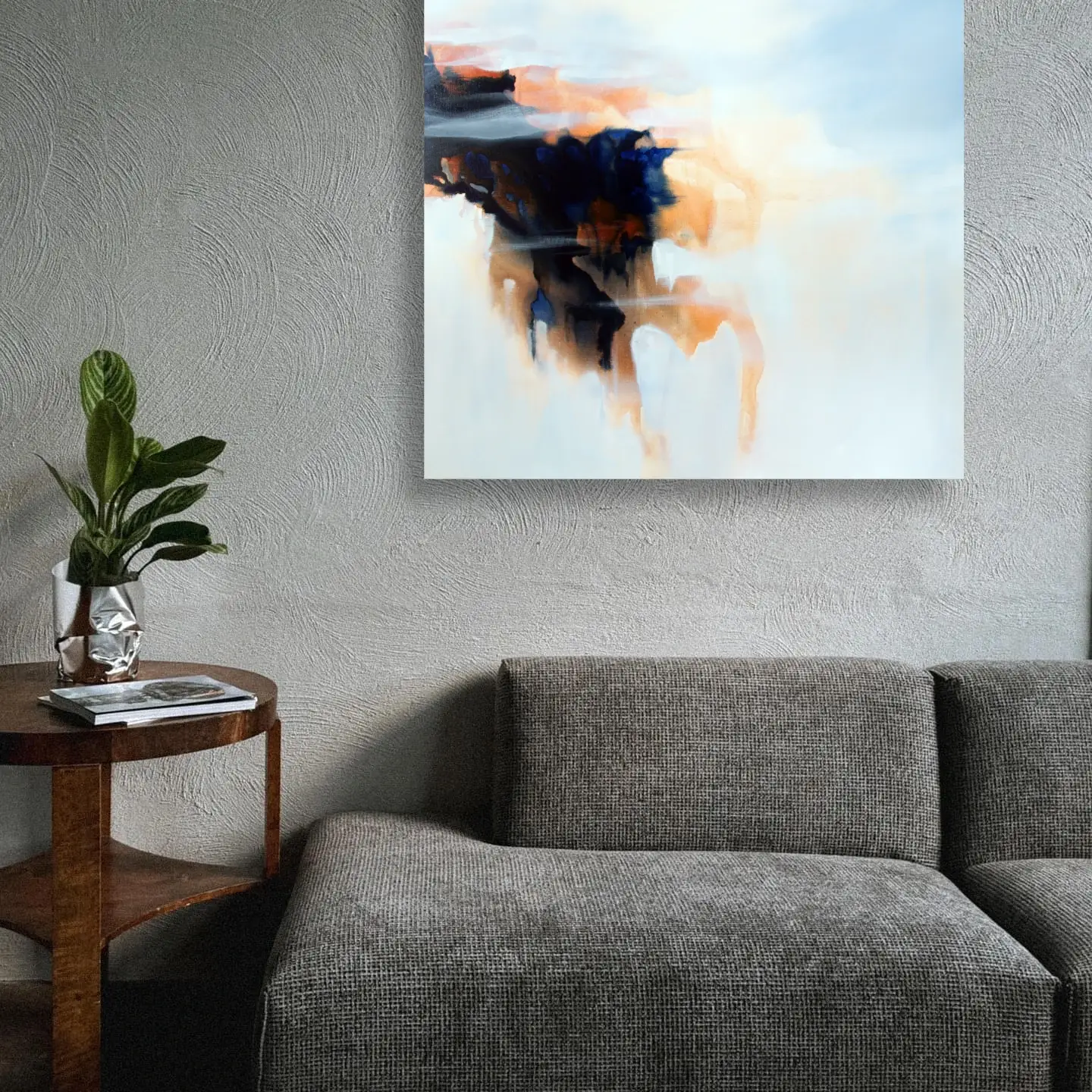 Crag on sofa-9181557_1920.webp